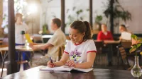 Projektowanie komunikacji i doświadczeń marki | Studia II stopnia ze studiami podyplomowymi  | Uniwersytet WSB Merito Bydgoszcz: Studentka I_II st