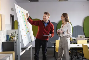 Kierunki z obszaru zdrowie - mniejsza inwestycja, ten sam zwrot! | Uniwersytet WSB Merito Bydgoszcz: Studenci pracujący nad projektem