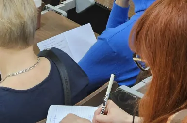 Międzynarodowa konferencja | „Uważność i współczucie - o mądrości, która wspiera dobrostan i może zmieniać świat” [GALERIA ZDJĘĆ] | Aktualności | Uniwersytet WSB Merito Bydgoszcz: Międzynarodowa konferencja | „Uważność i współczucie - o mądrości, która wspiera dobrostan i może zmieniać świat” – widownia
