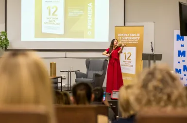 19 listopada | Premiera książki Tomasza Gordona - „12 nawyków szefa doskonałego” | Uniwersytet WSB Merito Bydgoszcz: Premiera książki Tomasza Gordona „12 nawyków szefa doskonałego” – koncert