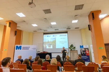 Inauguracja studiów MBA 2025/2026 [GALERIA ZDJĘĆ] | Aktualności | Uniwersytet WSB Merito Bydgoszcz: Inauguracja studiów MBA – uczestnicy wydarzenia
