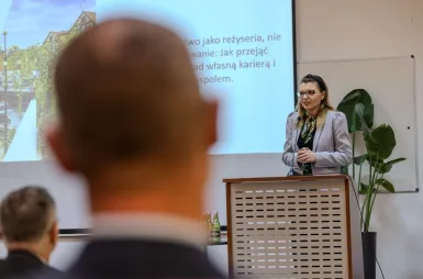 Inauguracja studiów MBA 2025/2026 [GALERIA ZDJĘĆ] | Aktualności | Uniwersytet WSB Merito Bydgoszcz: Inauguracja studiów MBA – uczestnicy wydarzenia