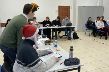 Debata oksfordzka w ramach Kujawsko‑Pomorskiej Ligi Debat na Uniwersytecie WSB Merito Bydgoszcz | 18.12.2025 [GALERIA ZDJĘĆ] | Aktualności | Uniwersytet WSB Merito Bydgoszcz: uczestnicy debaty oksfordzkiej