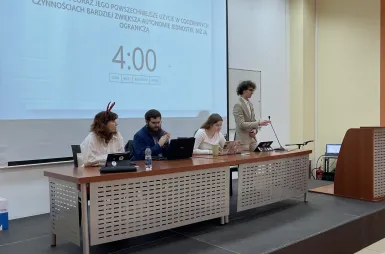 Debata oksfordzka w ramach Kujawsko‑Pomorskiej Ligi Debat na Uniwersytecie WSB Merito Bydgoszcz | 18.12.2025 [GALERIA ZDJĘĆ] | Aktualności | Uniwersytet WSB Merito Bydgoszcz: uczestnicy debaty oksfordzkiej