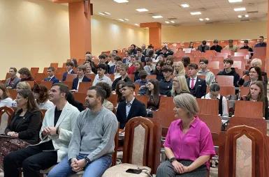 Debata oksfordzka w ramach Kujawsko‑Pomorskiej Ligi Debat na Uniwersytecie WSB Merito Bydgoszcz | 18.12.2025 [GALERIA ZDJĘĆ] | Aktualności | Uniwersytet WSB Merito Bydgoszcz: widownia podczas debaty