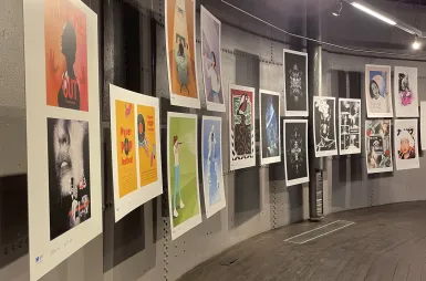 Wystawa prac studentów kierunku design w biznesie | 06.02–03.03.2026 [GALERIA ZDJĘĆ] | Aktualności | Uniwersytet WSB Merito Bydgoszcz: prace studentów kierunku design w biznesie