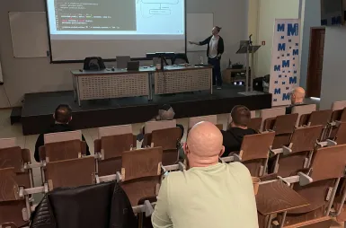 BRAVE AI COMMUNITY BYDGOSZCZ #2 [GALERIA ZDJĘĆ] | Aktualności | Uniwersytet WSB Merito Bydgoszcz: uczestnicy wydarzenia BRAVE AI Community MeetUp #2