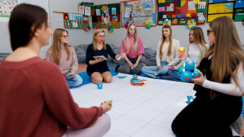 Pedagogika korekcyjna | Studia II stopnia w Chorzowie | Uniwersytet WSB Merito Chorzów: ćwiczenia pedagogiczne w grupie