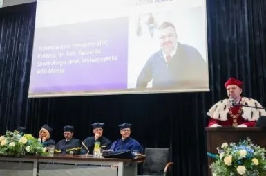 Quod bonum, felix, faustum fortunatumque sit! Uniwersytet WSB Merito Chorzów rozpoczął rok akademicki 2025/2026 | Aktualności | Uniwersytet WSB Merito Chorzów: Inauguracja roku akademickiego