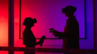 Information Technology | Studia I stopnia w Gdańsku | Uniwersytet WSB Merito w Gdańsku: Studenci w googlach vr