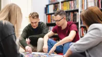 Pedagogika | Studia II stopnia w Gdańsku | Uniwersytet WSB Merito w Gdańsku: Studenci podczas gry
