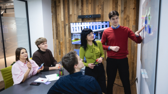 Data Scientist. Analityk danych | Studia podyplomowe w Gdańsku | Uniwersytet WSB Merito w Gdańsku: SP uczestnicy praca zespołowa 