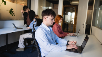 Transformacja Cyfrowa w Administracji i Biznesie | Studia II stopnia ze studiami podyplomowymi  | Uniwersytet WSB Merito w Gdańsku: zdjęcie