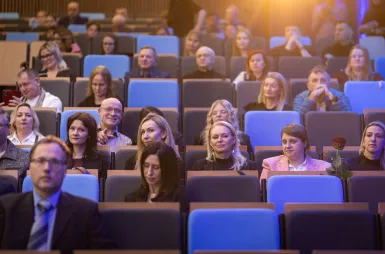Uroczystość wręczenia dyplomów absolwentom 2025 za nami! | Aktualności | Uniwersytet WSB Merito w Gdańsku: zdj