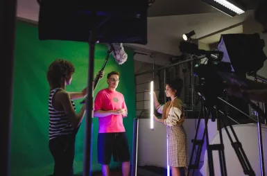 ABC studenta | Uniwersytet WSB Merito Gdynia: Studio fotograficzno-nagraniowe