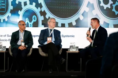 Leader 2050 - międzynarodowy dialog o przyszości | Aktualności | Uniwersytet WSB Merito Gdynia: Leader 2050