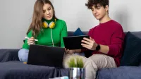 Tester oprogramowania dla aplikacji mobilnych i serwerowych z zastosowaniem AI | Studia podyplomowe w Łodzi | Uniwersytet WSB Merito Łódź: Studenci uczą się wspólnie na Uniwersytecie WSB Merito w Łodzi