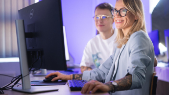 Studenci Uniwersytetu WSB Merito Łódź