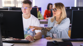 Bezpieczeństwo cyberprzestrzeni i ochrona danych | Studia I stopnia w Łodzi | Uniwersytet WSB Merito Łódź: sala