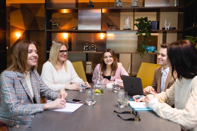 Rankingi i akredytacje | Uniwersytet WSB Merito Łódź: Łódź - Studenci Uniwersytetu WSB Merito Łódź