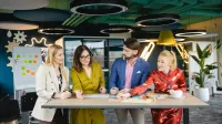 Akademia trenera | Studia podyplomowe w Poznaniu | Uniwersytet WSB Merito w Poznaniu: Główna grafika: Poznań- studia podyplomowe - Uczestnicy studiów podyplomowych podczas zajęć