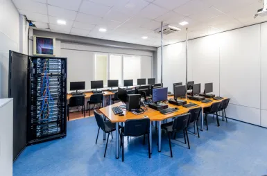 Наши кампусы | Университеты ВСБ Мерито: pracownia-cisco_bud-a-7.jpg