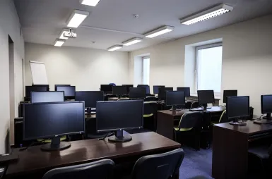 Университет ВСБ Мерито в Гдыне | Университеты ВСБ Мерито: sala komputerowa
