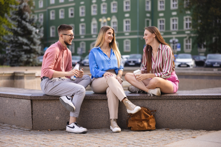 Studia I stopnia | Uniwersytet WSB Merito: stypendia i zniżki