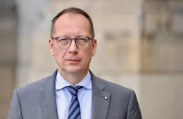 mgr Jarosław Wieszołek | Uniwersytet WSB Merito Szczecin: mgr Jarosław Wieszołek