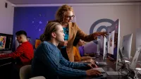 Grafika komputerowa w reklamie | Studia I stopnia w Toruniu | Uniwersytet WSB Merito w Toruniu: Główna grafika: Toruń - studia licencjackie 