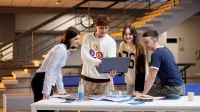 Informatyka w biznesie | Studia II stopnia ze studiami podyplomowymi w Toruniu | Uniwersytet WSB Merito w Toruniu: Grupa studentów