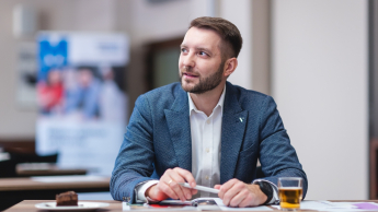 Sztuczna inteligencja  w biurze | Studia podyplomowe w Toruniu | Uniwersytet WSB Merito w Toruniu: SP