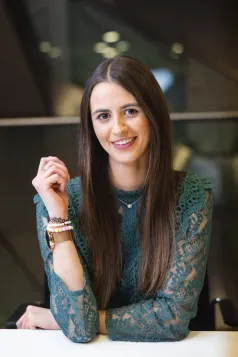 Poznaj nas | Uniwersytet WSB Merito w Toruniu: Studentka portret