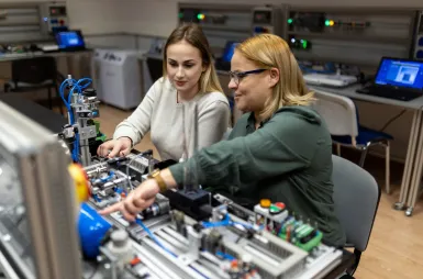 Laboratoria i pracownie | Uniwersytet WSB Merito w Toruniu: torun_laboratoria_inżynierii zarządzania