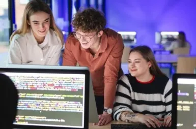 Laboratoria i pracownie | Uniwersytet WSB Merito w Toruniu: torun_laboratoria_cyberbezpieczeństwa