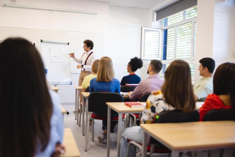 Osiągnięcia naukowe | Uniwersytet WSB Merito w Toruniu: Studenci podczas zajęć