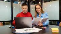 Zarządzanie nieruchomościami | Studia I stopnia w Warszawie | Uniwersytet WSB Merito Warszawa: Wspólna praca nad analizą