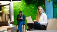 Economics of Sustainable Development | Studia II stopnia w Warszawie | Uniwersytet WSB Merito Warszawa: Uczące się studentki