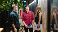 Zarządzanie zasobami ludzkimi i rozwój organizacji | Studia I stopnia w Warszawie | Uniwersytet WSB Merito Warszawa: grupa studentów