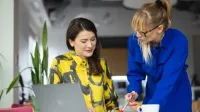 Informatyka | Studia II stopnia w Warszawie | Uniwersytet WSB Merito Warszawa: Dwie kobiety