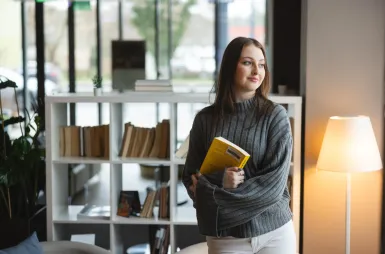 Biblioteka | Uniwersytet WSB Merito Warszawa: projekty i badania 2