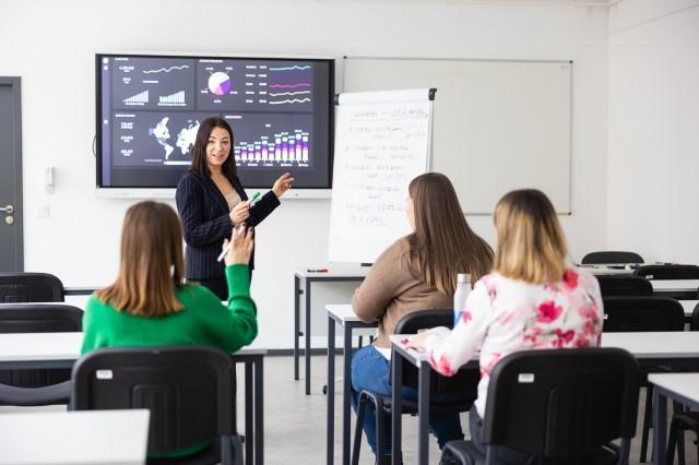 Marketing in Digital Transformation | Studia II stopnia w Warszawie | Uniwersytet WSB Merito Warszawa: Zajęcia w sali