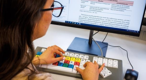 Uczelnia bez barier | Uniwersytet WSB Merito Warszawa: Uczelnia bez barier