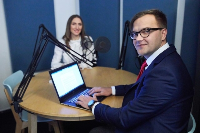 Informatyka | Studia II stopnia w Warszawie | Uniwersytet WSB Merito Warszawa: Spotkanie w studiu
