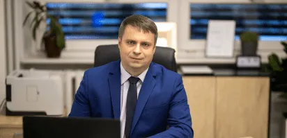 Władze uniwersytetu | Uniwersytet WSB Merito Warszawa: Zdjęcie główne: Warszawa Pan Prodziekan dr Artur Fiks