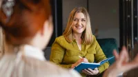 Psychologia edukacyjna | Studia podyplomowe we Wrocławiu | Uniwersytet WSB Merito we Wrocławiu: uczestnicy studiów podyplomowych na zajęciach z psychologii