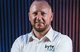 AI-First Leadership: Sztuczna Inteligencja w zarządzaniu produkcją i biznesem | Studia podyplomowe we Wrocławiu | Uniwersytet WSB Merito we Wrocławiu: Marcin Rojek 