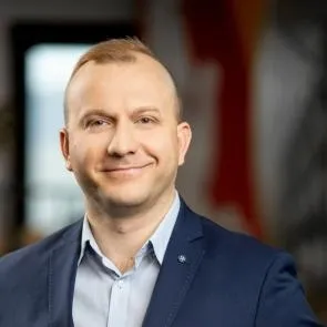 SAP S/4HANA - nowoczesny system ERP | Studia podyplomowe we Wrocławiu | Uniwersytet WSB Merito we Wrocławiu: Aleksander Szlachcic
