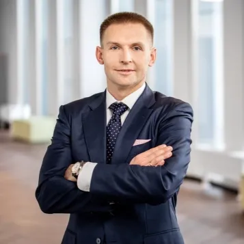 Władze uniwersytetu | Uniwersytet WSB Merito we Wrocławiu: Tomasz Rólczyński opinia