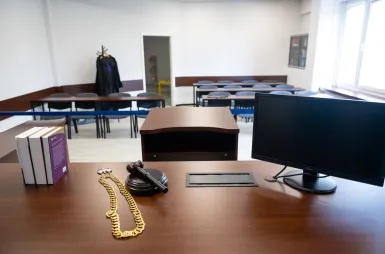 Sala rozpraw sądowych | Uniwersytet WSB Merito we Wrocławiu: sala rozpraw sądowych